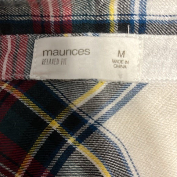 Maurice’s flannel, size medium - Picture 3 of 3